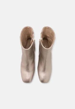 Gabor Comfort Korte Laarzen - Puder -Gabor comfort Store 3c89db24fd1c45b9a7c8fa30f0c5a0d8