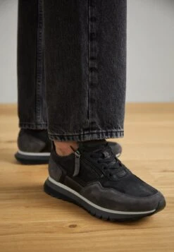 Gabor Comfort Sneakers Laag - Dark Grey/Graphite/Black -Gabor comfort Store 3d5ef29bc553497db0aa78fa3fdb1aeb