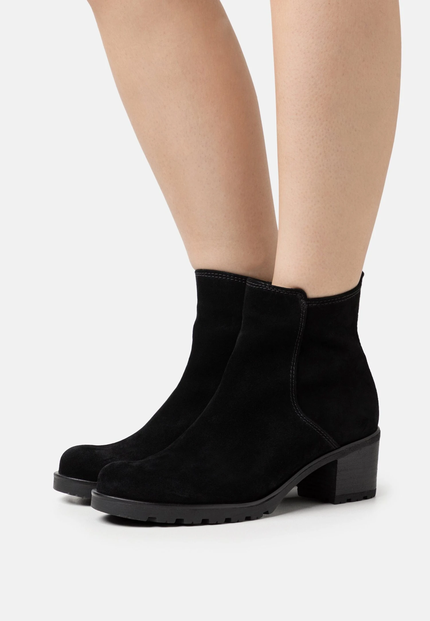 Gabor Comfort Korte Laarzen - Black 1 Gabor Comfort Korte Laarzen - Black