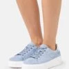 Gabor Comfort Sneakers Laag - Azur/Weiss 12 Gabor Comfort Sneakers Laag - Azur/Weiss -Gabor comfort Store b5af52cc3c6a44f48b71e600e6623c61