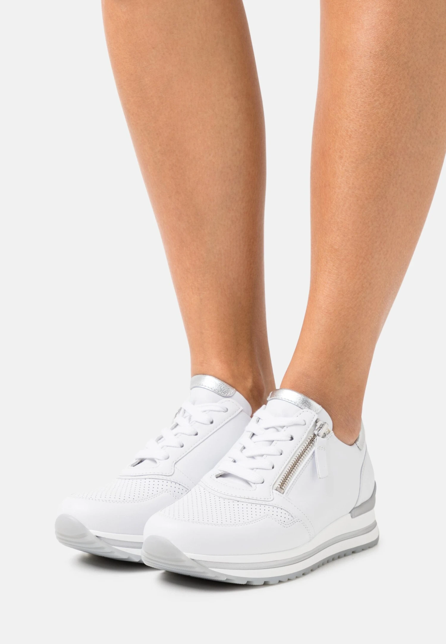 Gabor Comfort Sneakers Laag - Weiss/Silber 1 Gabor Comfort Sneakers Laag - Weiss/Silber