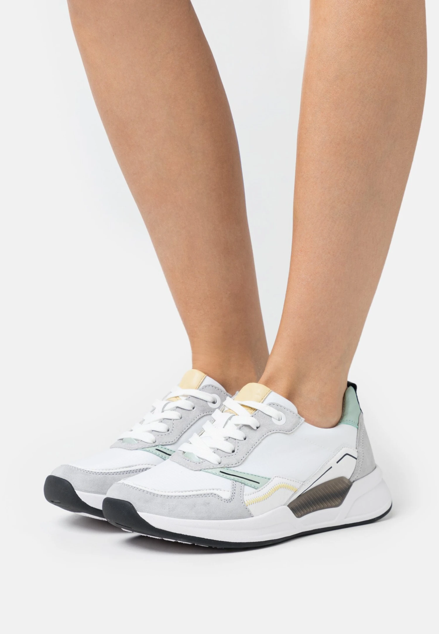 Gabor Comfort Sneakers Laag - Weiss/Light Grey Kombi 1 Gabor Comfort Sneakers Laag - Weiss/Light Grey Kombi