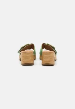 Gabor Comfort Clogs - Green -Gabor comfort Store e00e40f61bd440e0a304b7823f2a1951